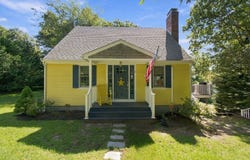 9 Follins Pond Road, South Dennis, MA 02660