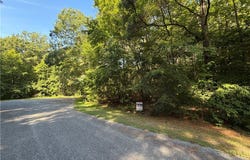 Riverboat Lane W, Hartfield, VA 23071