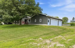 902 Harvard Ave, Genoa, NE 68640