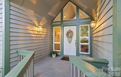 128 Forest View Drive, Flat Rock, NC 28731