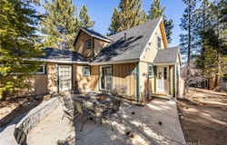 547 Chipmunk, Big Bear Lake, CA 92315