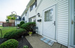 20 Parkview Court, Lancaster, NY 14086