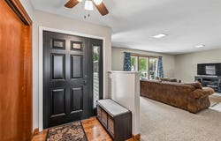 105 2nd Avenue, Keystone, IA 52249