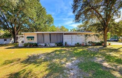 614 Laura Ln, Auburndale, FL 33823