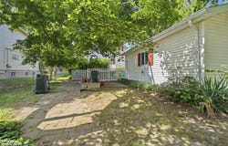211 S Tenth St, Saint Clair, MI 48079