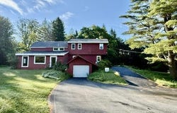 28 Starcrest Drive, Sand Lake, NY 12153