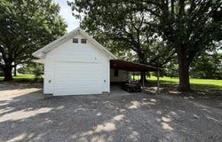1211 13th Rd, Burlington, KS 66839