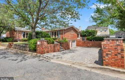 211 N PINDELL AVE, ANNAPOLIS, MD 21401