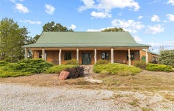 3146 Minnow Drive, Omaha, AR 72662