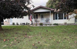 3 High Street, Yale, MI 48097-2833