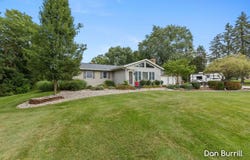 10679 Keystone Drive NE, Ada, MI 49301