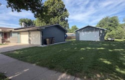 330 Fairview Drive, Aurora, NE 68818-2916