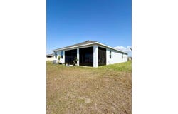 5452 FLINT HILLS Drive, WIMAUMA, FL 33598