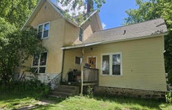 114 E 9TH STREET, Marshfield, WI 54449