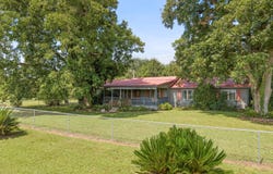 5709 Grove Road, Bascom, FL 32423