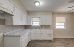 412 Hicks Place, Levelland, TX 79336