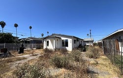 433 W 94th St, Los Angeles, CA 90003