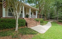 70 Franklin Pl, Hattiesburg, MS 39402