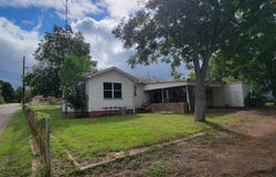 10510 S Main St, Overton, TX 75684