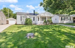 48 BEVERLY Road, Springfield, IL 62702