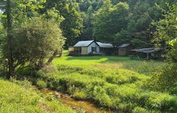 390 Lower Level Run, Cedarville, WV 26611