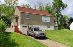 3194 Ridgeway Dr, South Park, PA 15129