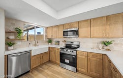 601 E WESCOTT Drive, Phoenix, AZ 85024