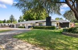 3689 Suzanne Way, Redding, CA 96002