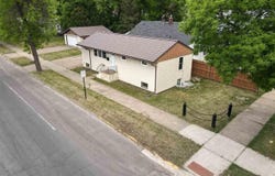 2401 7th Ave E, Hibbing, MN 55746