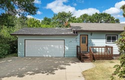112 Pleasant Ave, Surrey, ND 58785