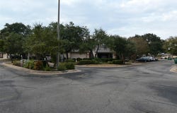 1004 E SOLANO Dr NE, Austin, TX 78750