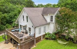 921 Carriage Way, Baton Rouge, LA 70808