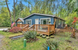 21494 E HIDEAWAY Ln, Rhododendron, OR 97049