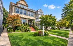 17 Mount Pleasant Ave, West Orange Twp., NJ 07052-4977