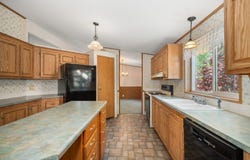 1305 E Evergreen St, Deer Park, WA 99006