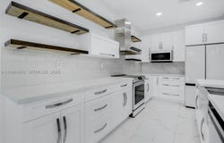 19373 Stonebrook St, Weston, FL 33332