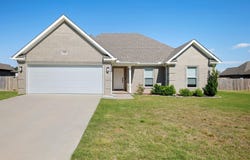 108 Delle Ln, Brookland, AR 72417