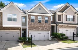 5825 Radford Loop, Fairburn, GA 30213