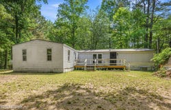 2417 Maytown Road, Bruceton, TN 38317