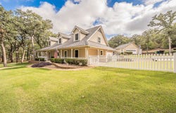 901 Pioneer Circle W, Argyle, TX 76226