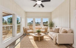 106 N Pear St, Rockdale, TX 76567