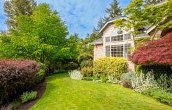 2595 W 28TH Ave, Eugene, OR 97405