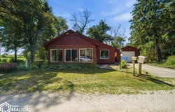 32582 232Nd Street, Eldora, IA 50627