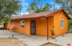 29310 Devils Punch Bowl Rd, Pearblossom, CA 93553