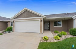 6403 W Maxwell Pl, Sioux Falls, SD 57107