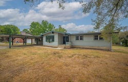 632 Manning Drive, Noel, MO 64854