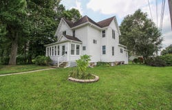 822 N Main Street, Three Rivers, MI 49093