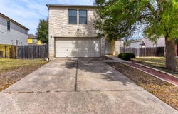721 New Bridge Dr, Kyle, TX 78640