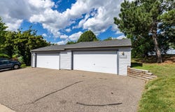 3422 Highlander Drive, Eagan, MN 55122