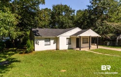 4060 Cresthaven Rd, Mobile, AL 36609